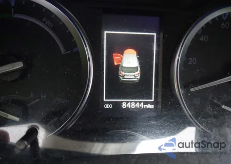 2018 Toyota Highlander Hybrid Xle z USA, uszkodzony, nr VIN 5TDJGRFH4JS044843